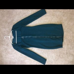 Long sleeved midi Dress with front zipper